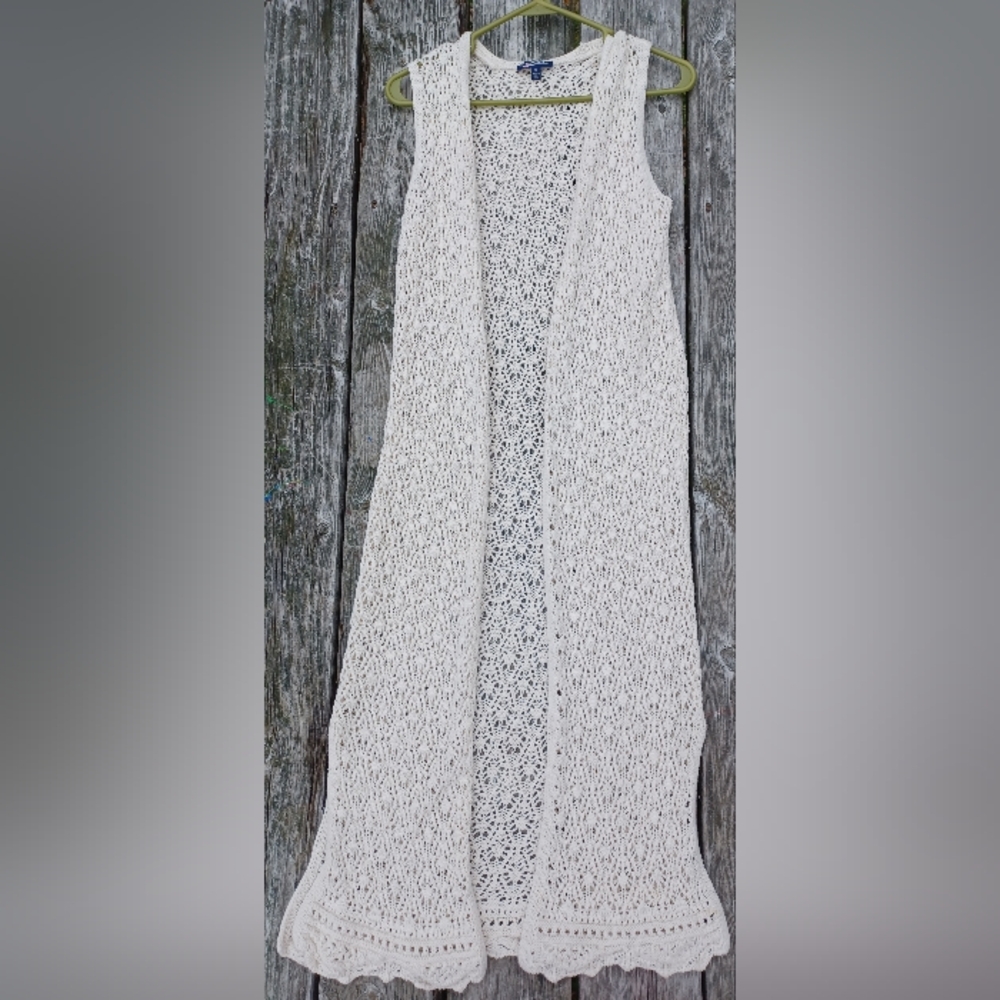 Vintage Boho Crocheted Duster Vest. Freshman 1996. Woman's small. Off white.